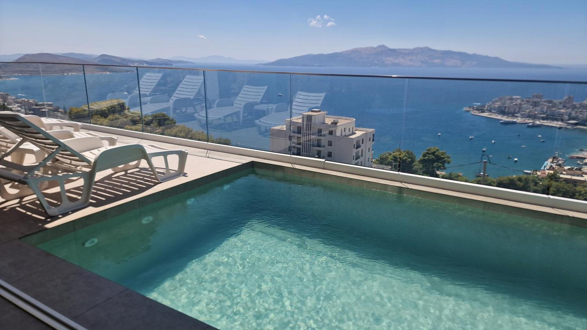Sunset Shoreline Saranda - Sea View - Free Private Parking - Pool Eksteriør bilde