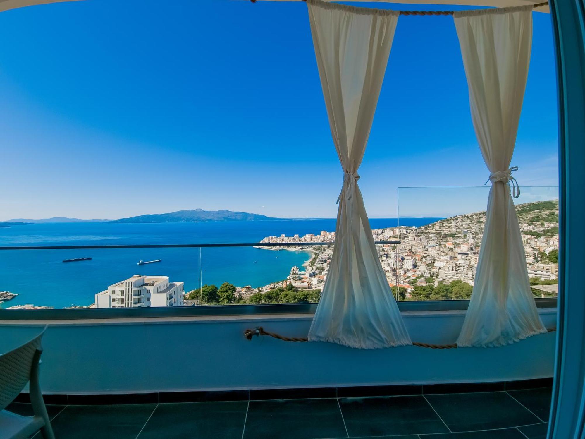 Sunset Shoreline Saranda - Sea View - Free Private Parking - Pool Eksteriør bilde