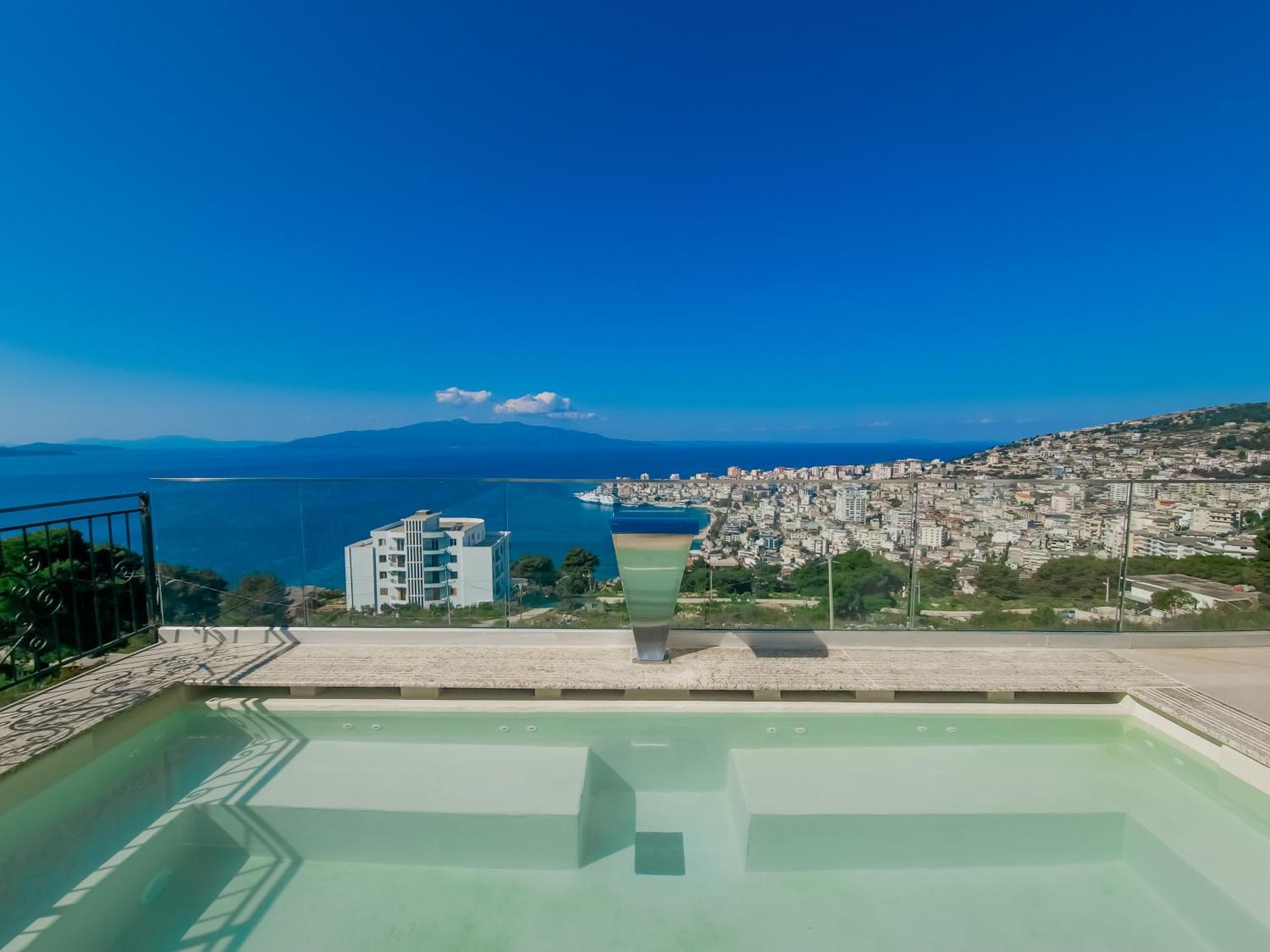 Sunset Shoreline Saranda - Sea View - Free Private Parking - Pool Eksteriør bilde