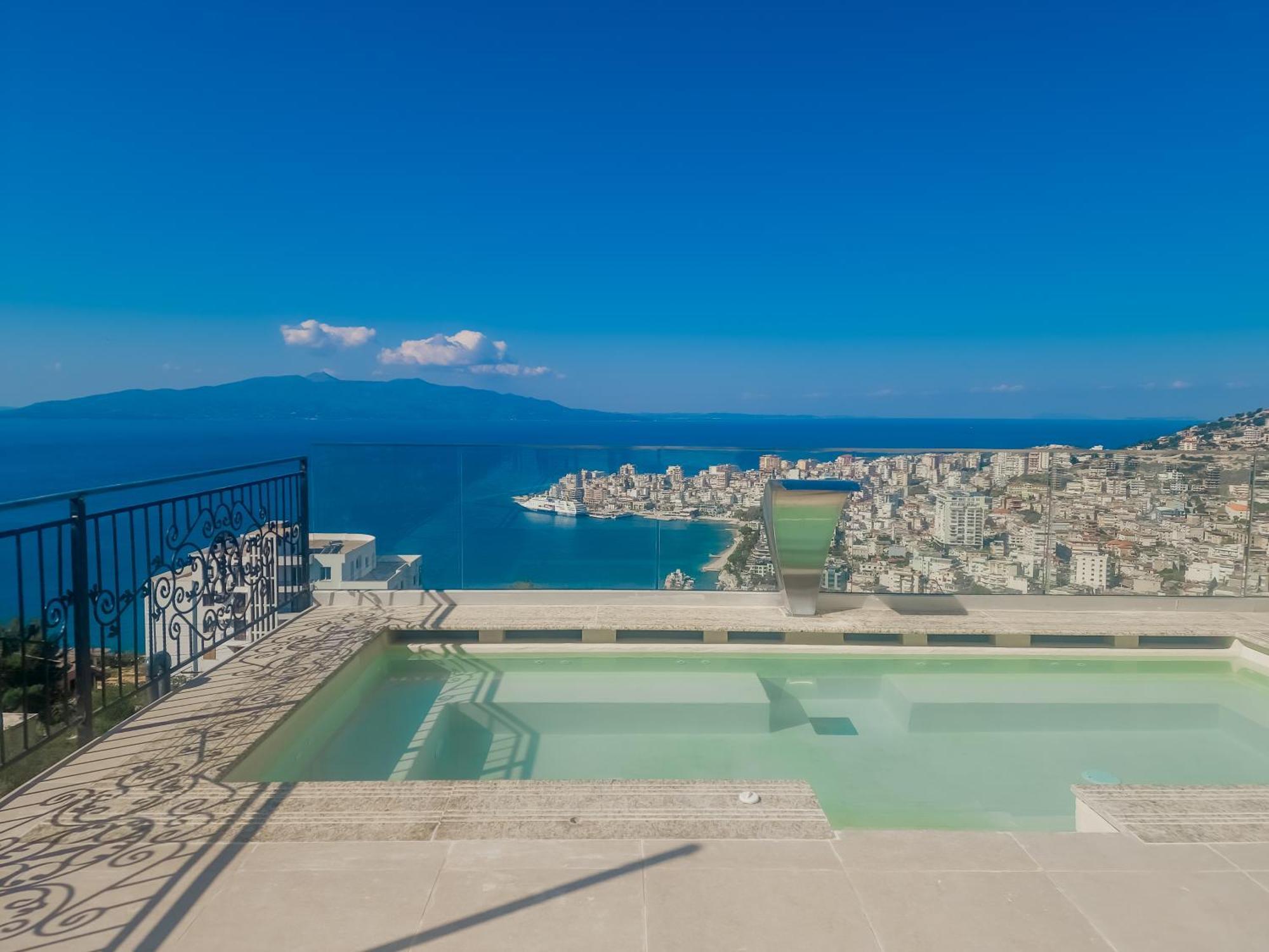 Sunset Shoreline Saranda - Sea View - Free Private Parking - Pool Eksteriør bilde