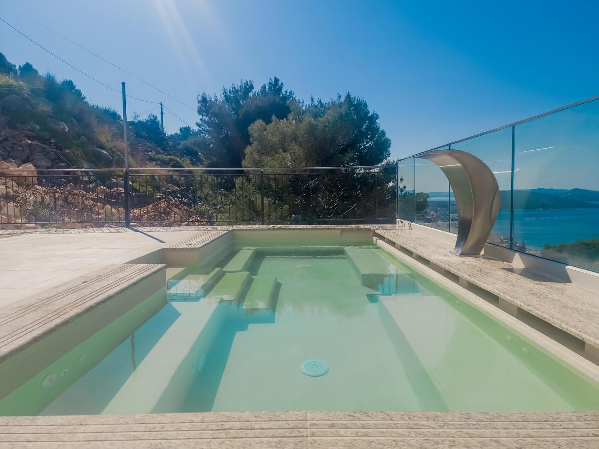 Sunset Shoreline Saranda - Sea View - Free Private Parking - Pool Eksteriør bilde