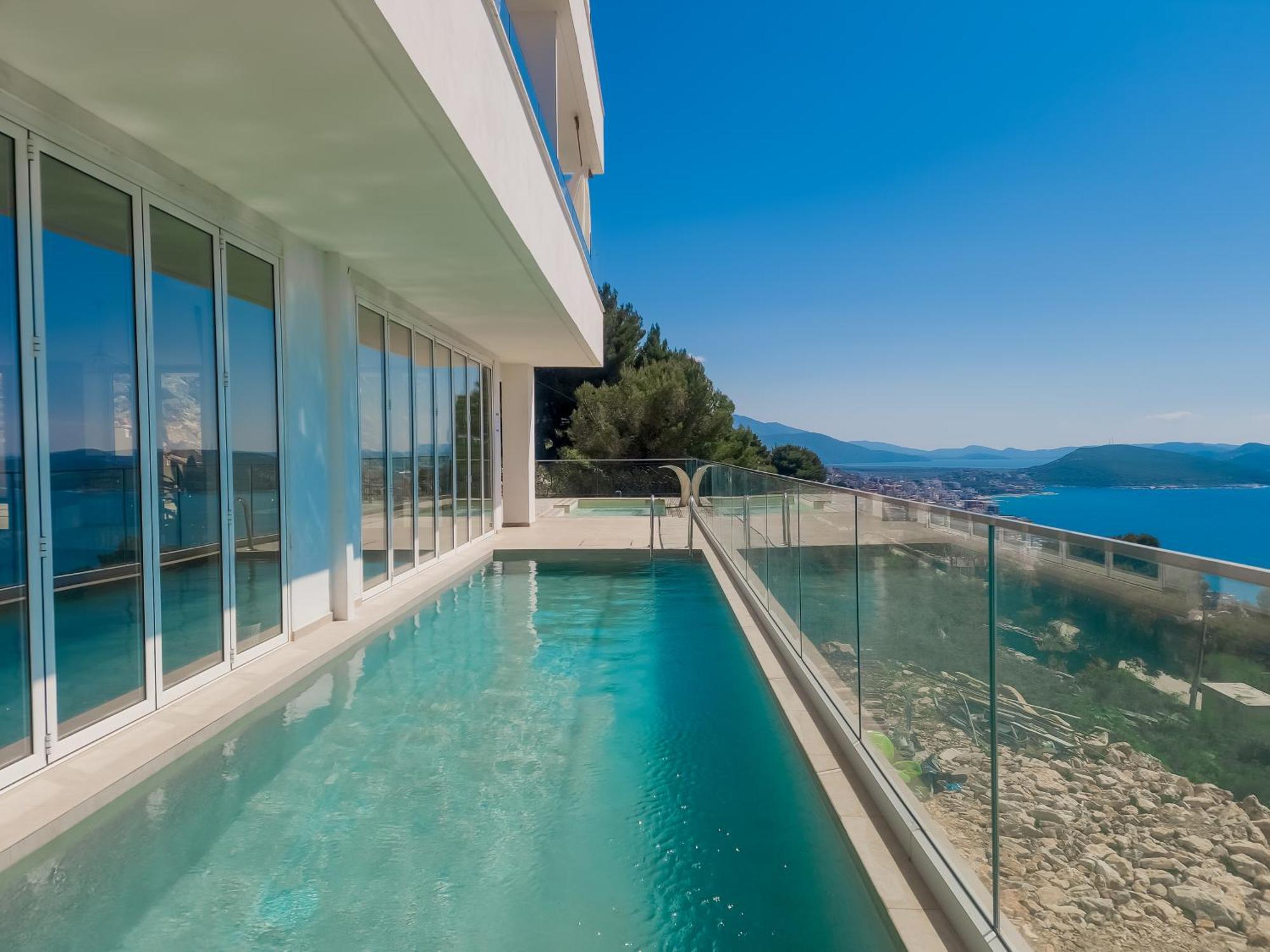 Sunset Shoreline Saranda - Sea View - Free Private Parking - Pool Eksteriør bilde