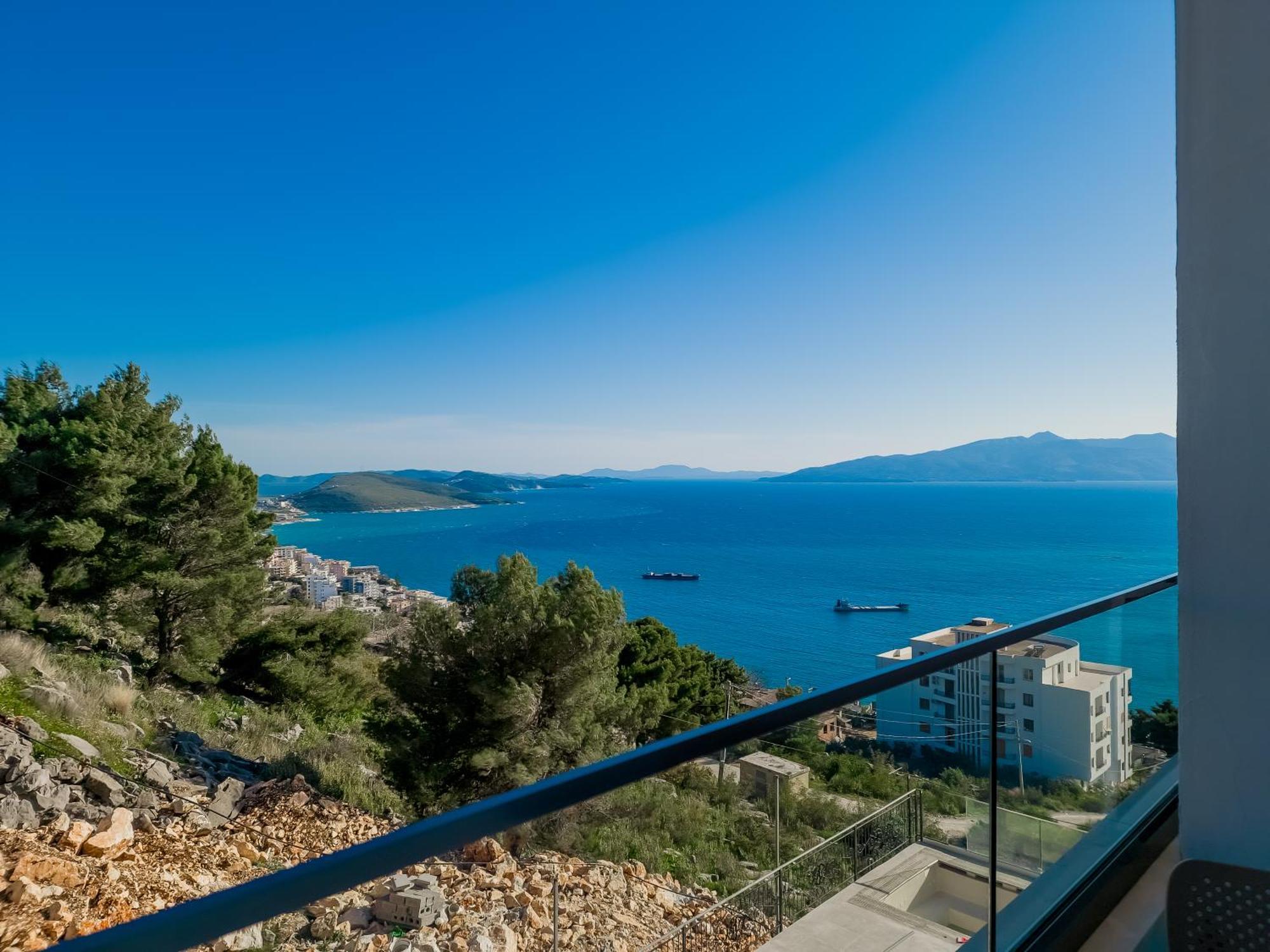 Sunset Shoreline Saranda - Sea View - Free Private Parking - Pool Eksteriør bilde