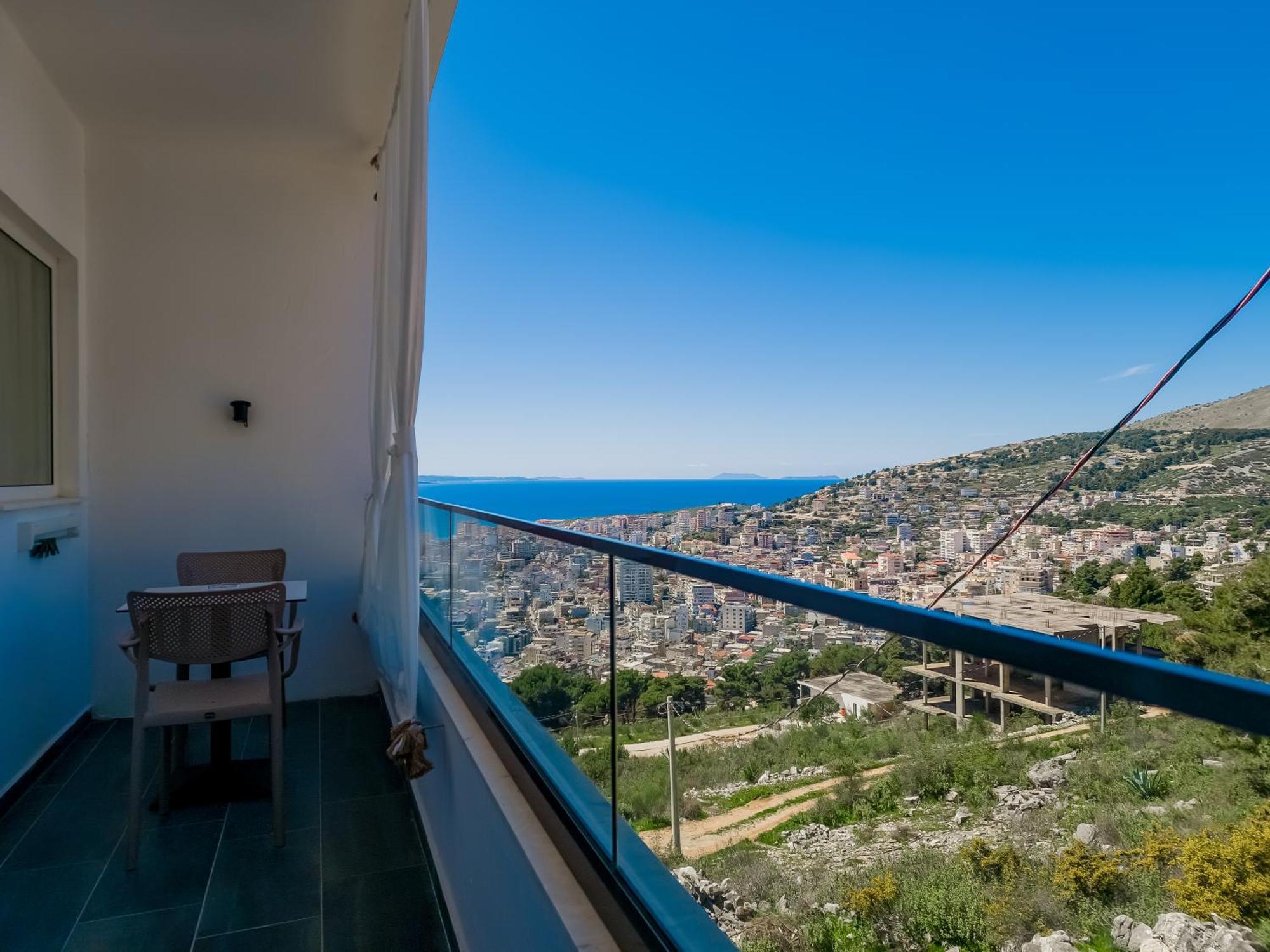Sunset Shoreline Saranda - Sea View - Free Private Parking - Pool Eksteriør bilde