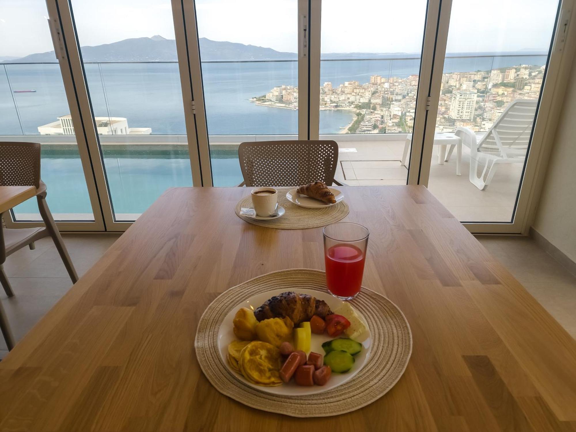 Sunset Shoreline Saranda - Sea View - Free Private Parking - Pool Eksteriør bilde