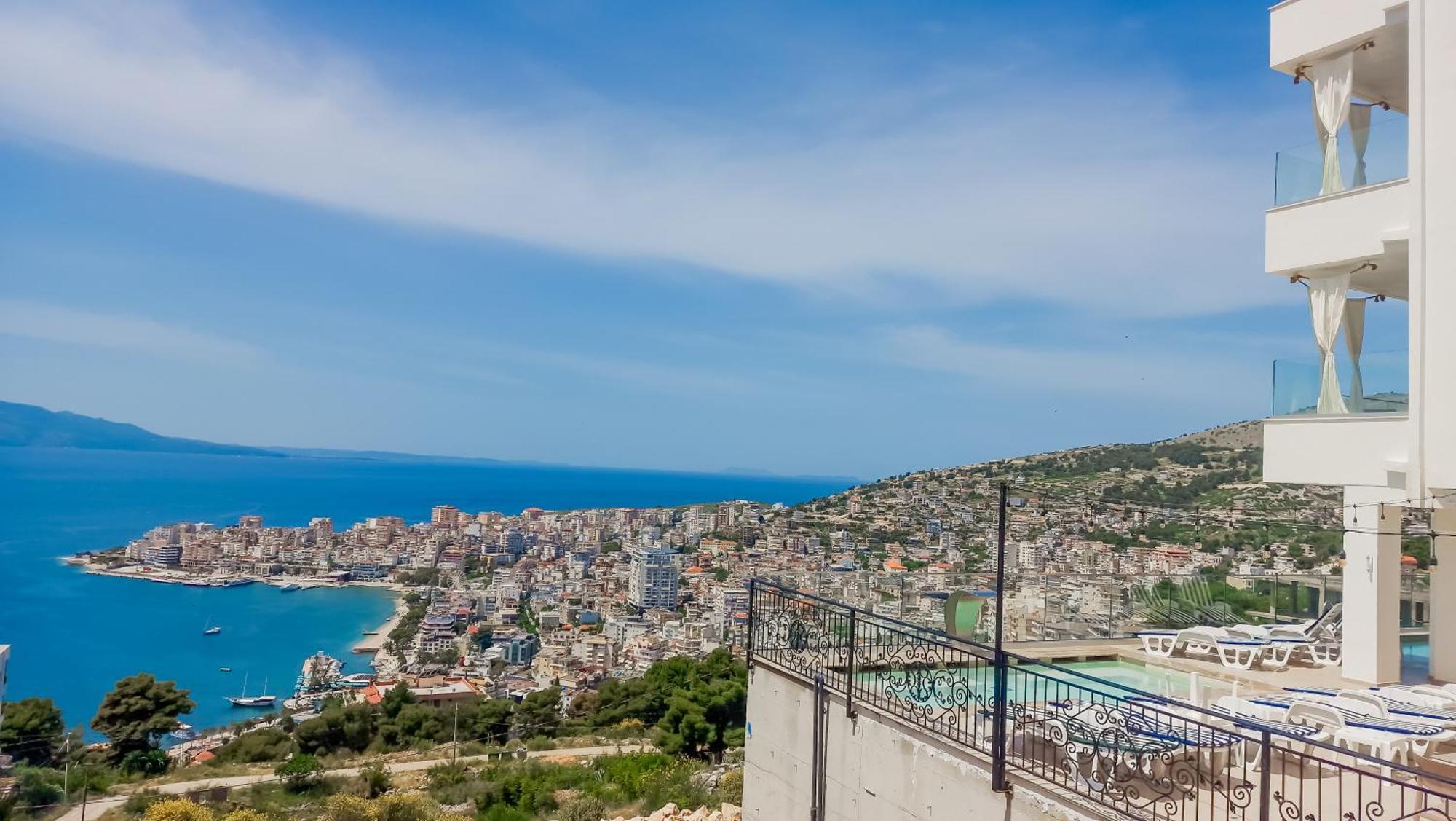 Sunset Shoreline Saranda - Sea View - Free Private Parking - Pool Eksteriør bilde