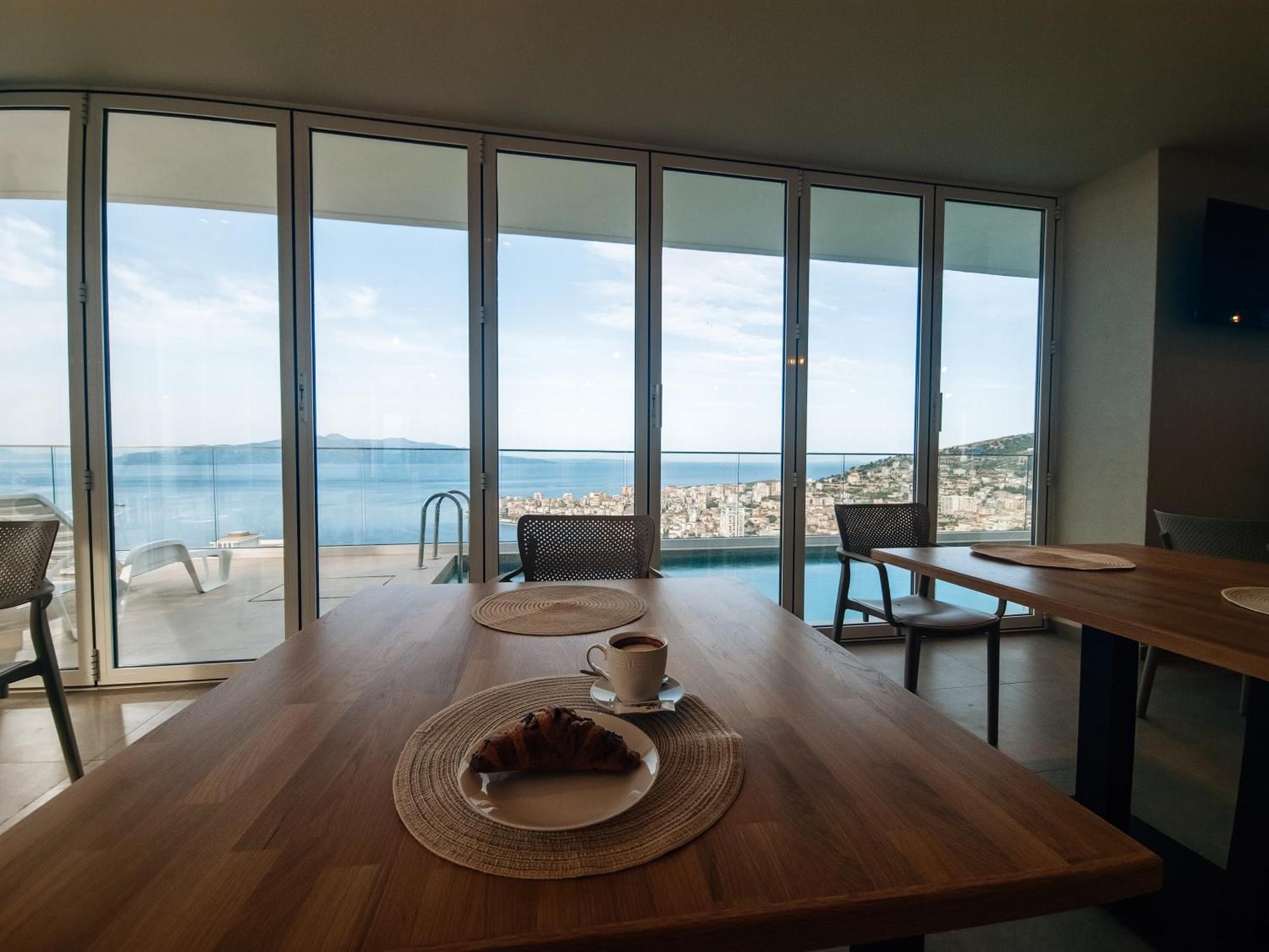 Sunset Shoreline Saranda - Sea View - Free Private Parking - Pool Eksteriør bilde