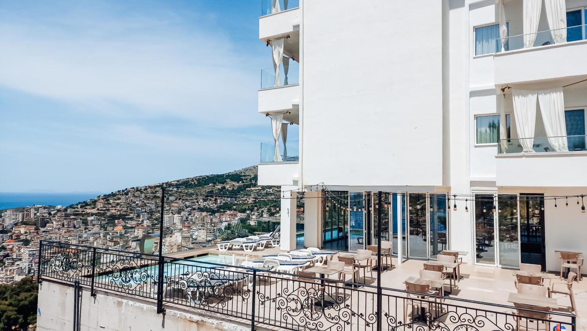 Sunset Shoreline Saranda - Sea View - Free Private Parking - Pool Eksteriør bilde